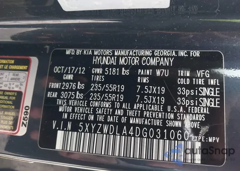 2013 Hyundai Santa Fe Sport 2.0T z USA, uszkodzony, nr VIN 5XYZWDLA4DG031060